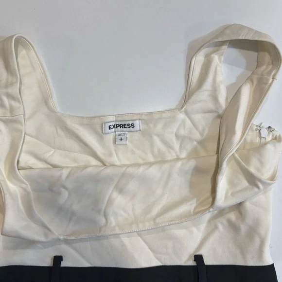 Express Jumper - Size Small (Off-White Top, Black Flowy Pant bottom) - Picture 3 of 3